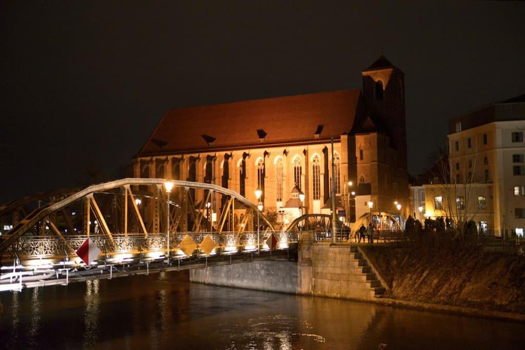Unique Apartment City Center Wroclaw Bagian luar foto